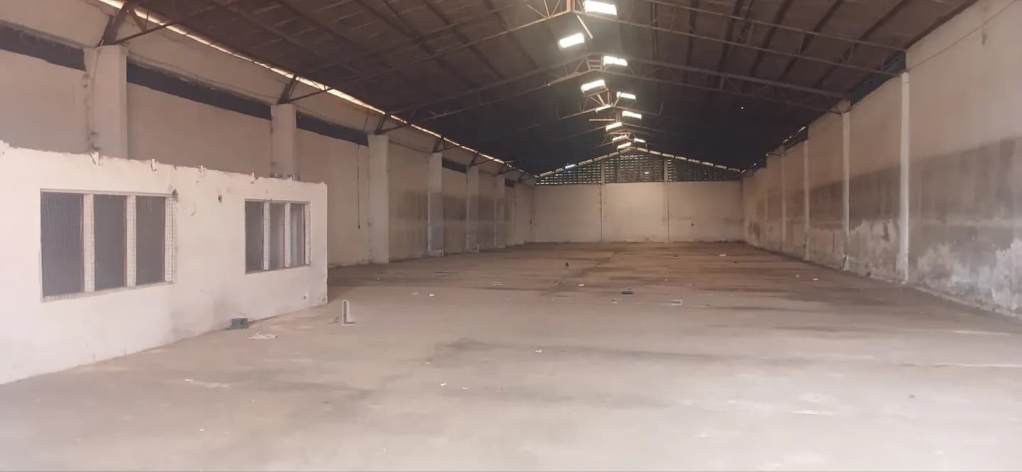 Warehouse Measuring 1200 SQM Is for Rent at Dzorwulu for Rent - Commercial in Greater Accra, Dzorwulu - Rent