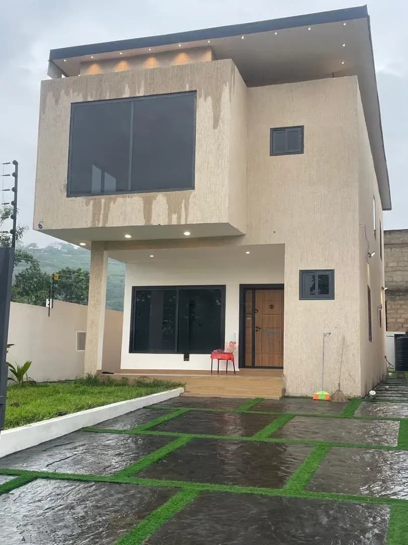 3bdrm House in Oyarifa - Ayimensah for sale - 3 bedroom House in Greater Accra, Oyarifa, Oyarifa Mall Area - Sale