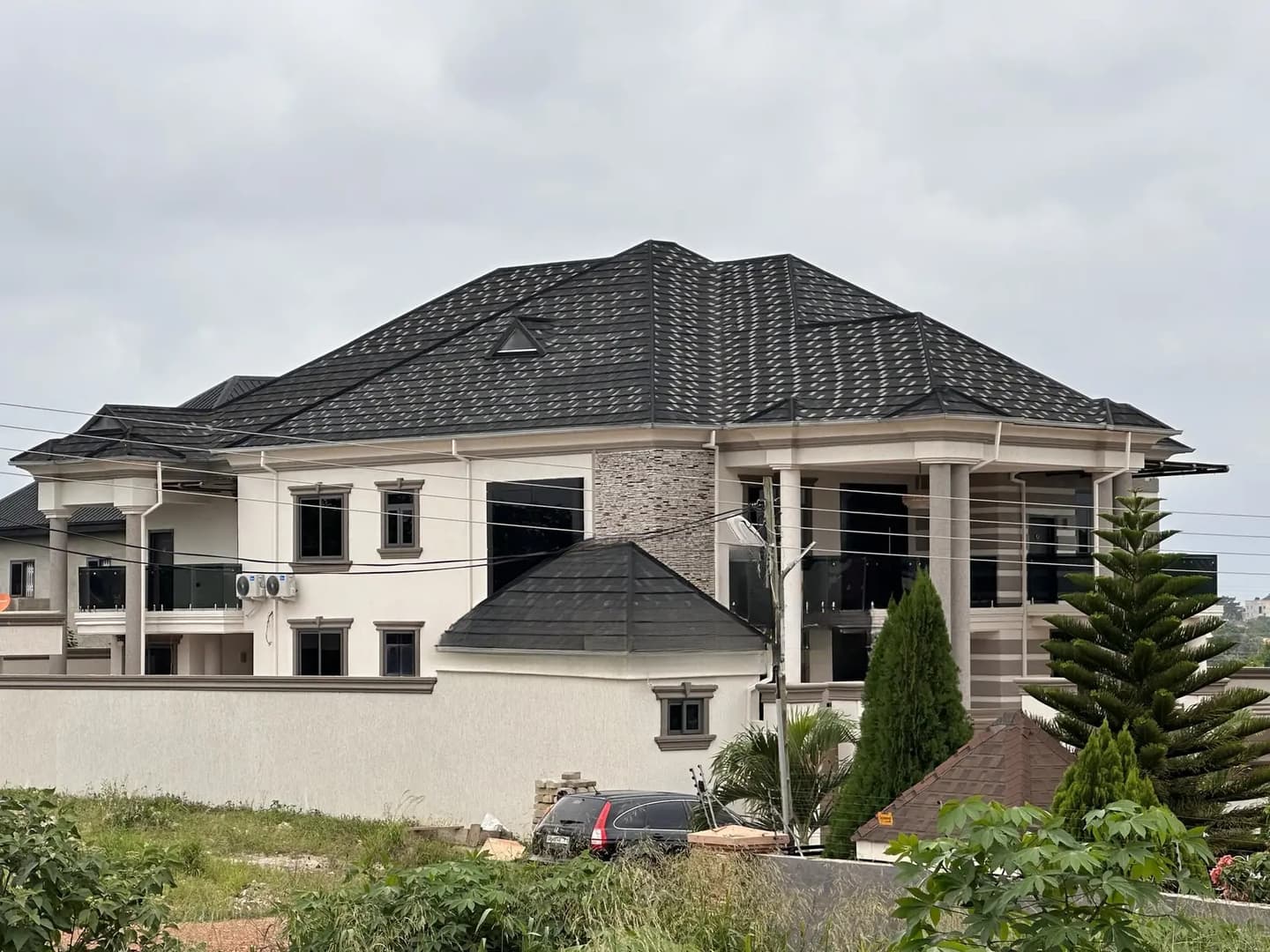 5bdrm Mansion in Agric., Kumasi Metropolitan for sale - 5 bedroom House in Ashanti, Kumasi Metropolitan - Sale