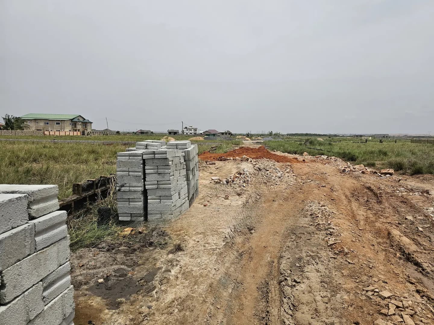 Own Land at Avenue 302, Prampram – Close to Prampram Junction - Land in Greater Accra, Accra Metropolitan - Sale