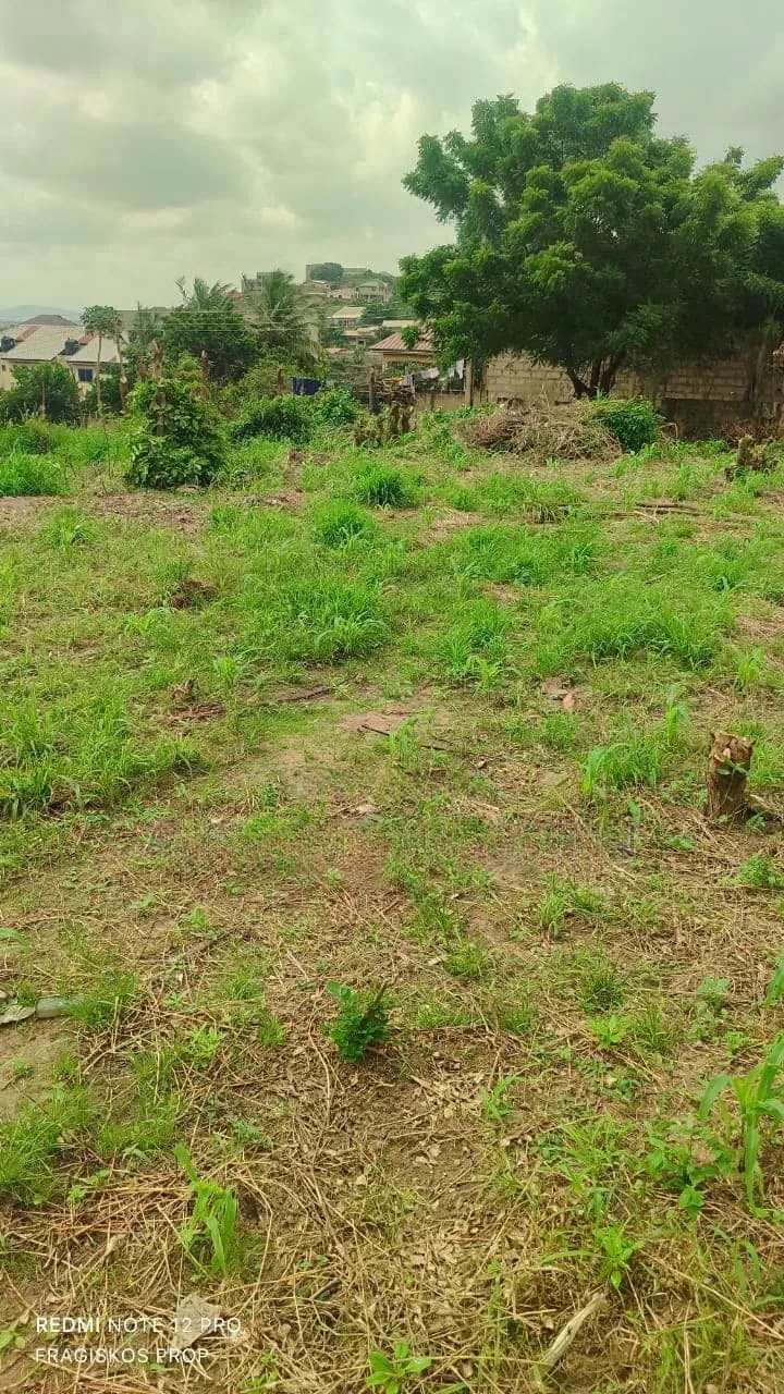 4 Plot of Land for Sle Ridge Airpot - Land in Greater Accra, Airport Residential Area - Sale