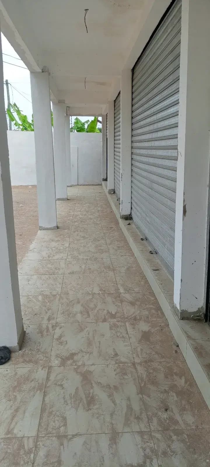 Spacious Shops for Rent at Spintex, Total - Commercial in Greater Accra, Accra Metropolitan - Rent