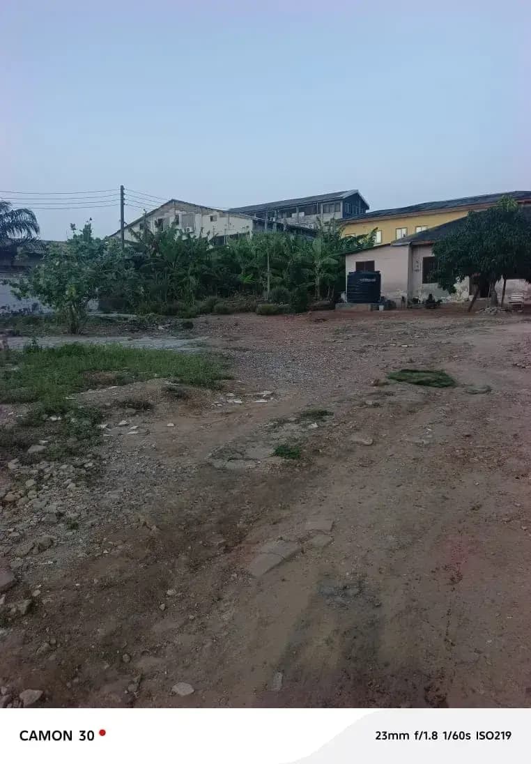 One and Half Plot of Land for Sale at Osu Ako Adjei Freehold Land - Land in Greater Accra, Osu, Osu Ako-Adjei - Sale