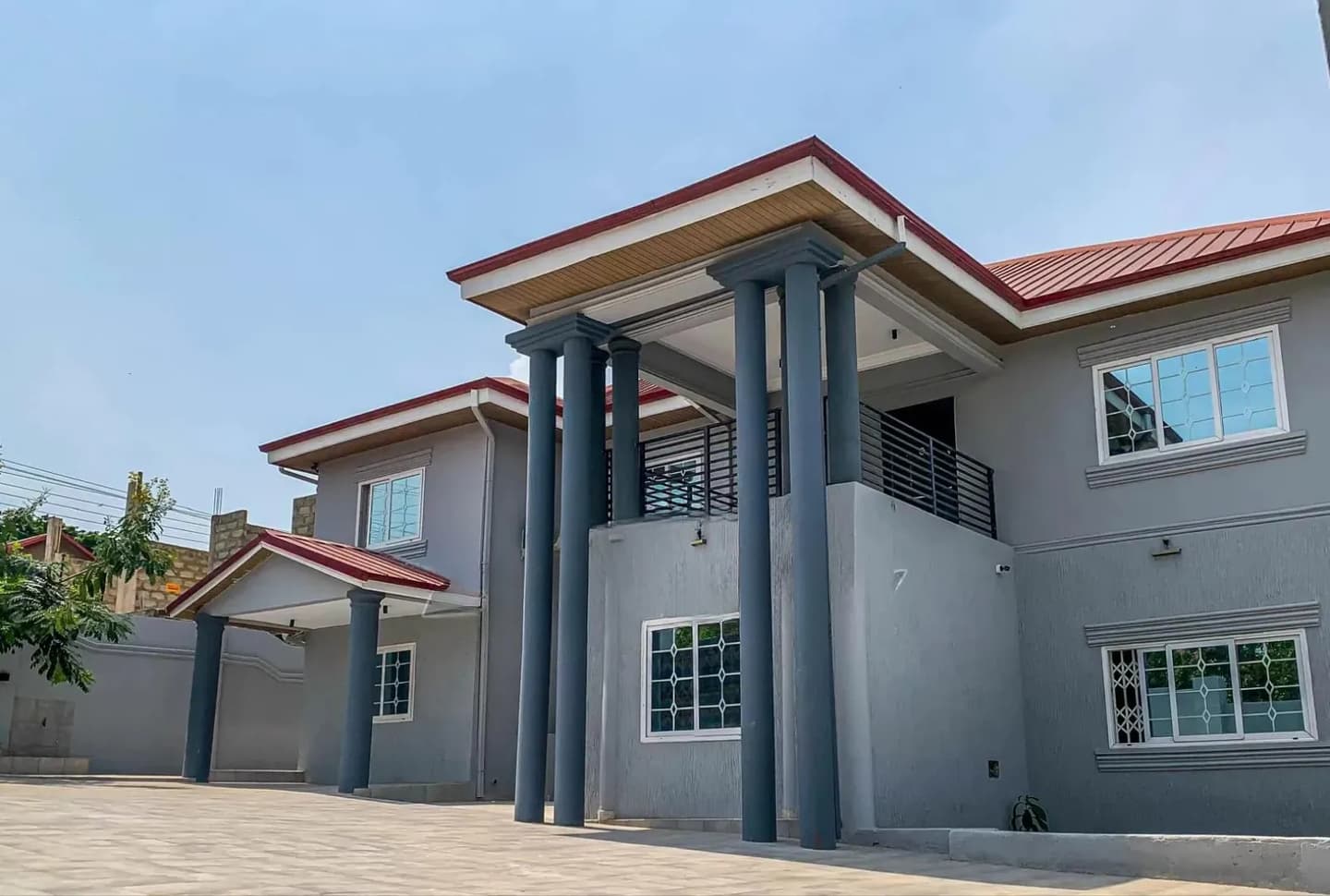 16 Bedroom Guest House at Pokuase - 16 bedroom Commercial in Greater Accra, Pokuase - Sale
