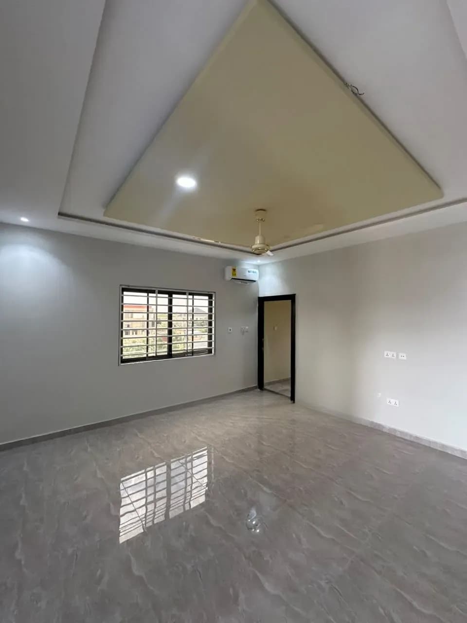 1bdrm Block of Flats in Chamber And Hall, Nmai-Dzorn for rent - 1 bedroom House in Greater Accra, Ashaley Botwe, Nmai-Dzorn - Rent