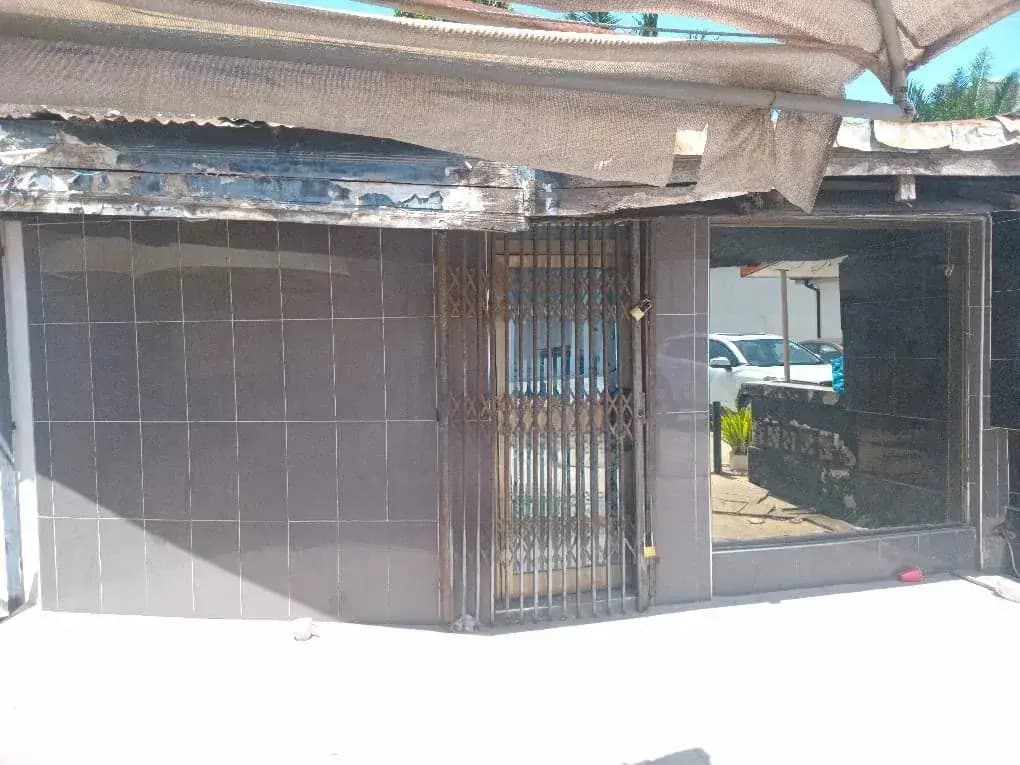 Night Club / Pub for Rent – Oxford Street, Osu - Commercial in Greater Accra, Osu, Oxford Street - Rent