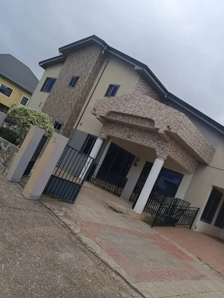 5bdrm House in E A Properties, Ghana Flag for rent - 5 bedroom House in Greater Accra, Oyarifa, Ghana Flag - Rent