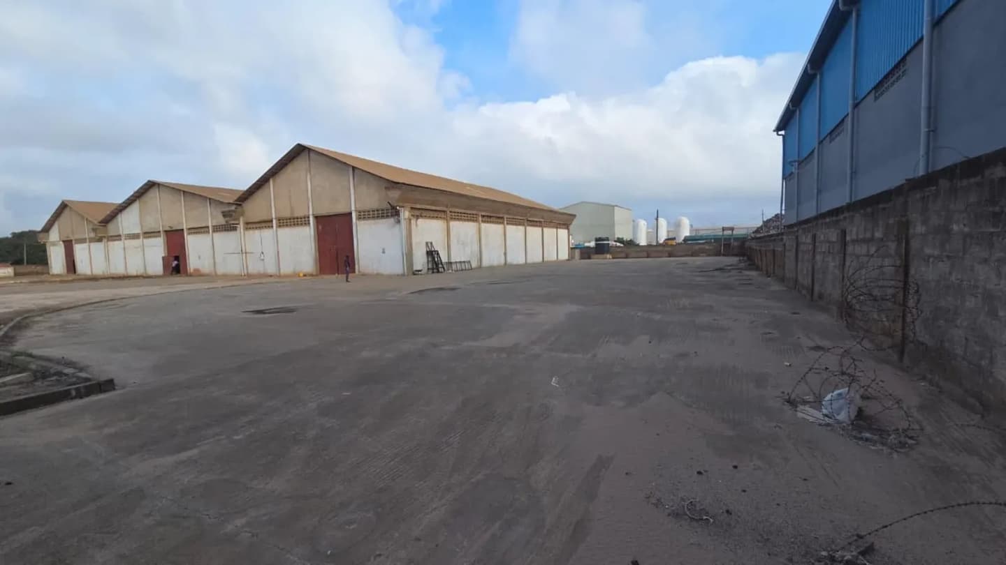 2400 SQM Warehouse on 2.4 Acres for Sale - Commercial in Greater Accra, Tema Metropolitan - Sale