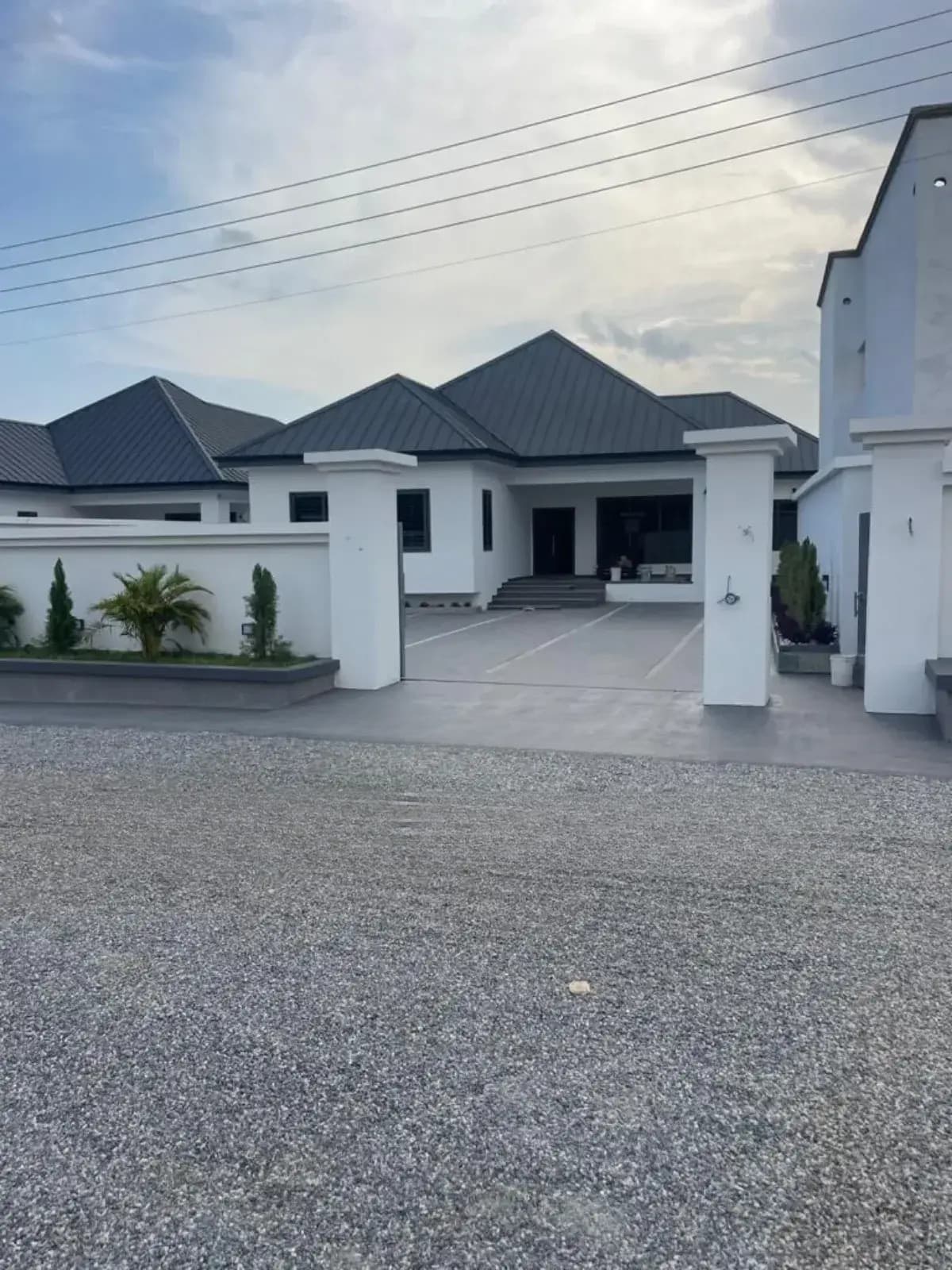 3bdrm House in Ashomang Estate for sale - 3 bedroom House in Greater Accra, Ashomang Estate - Sale