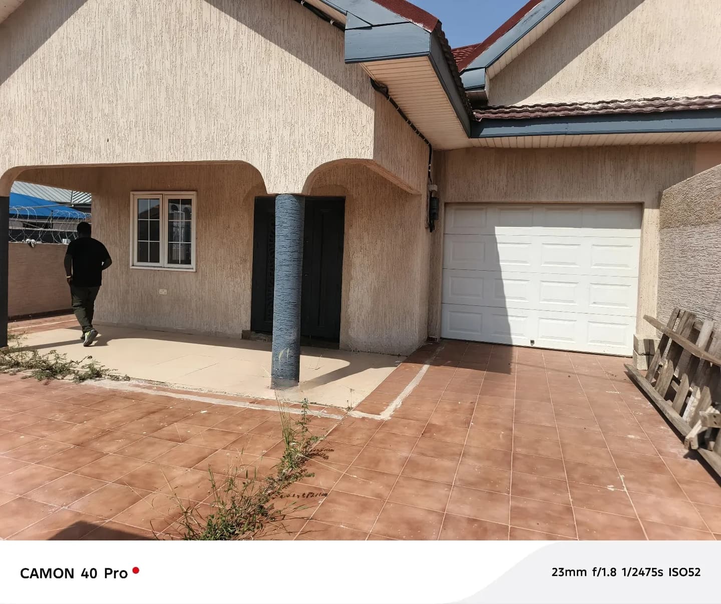 3bdrm House in Shell Signboard, Spintex for sale - 3 bedroom House in Greater Accra, Spintex - Sale