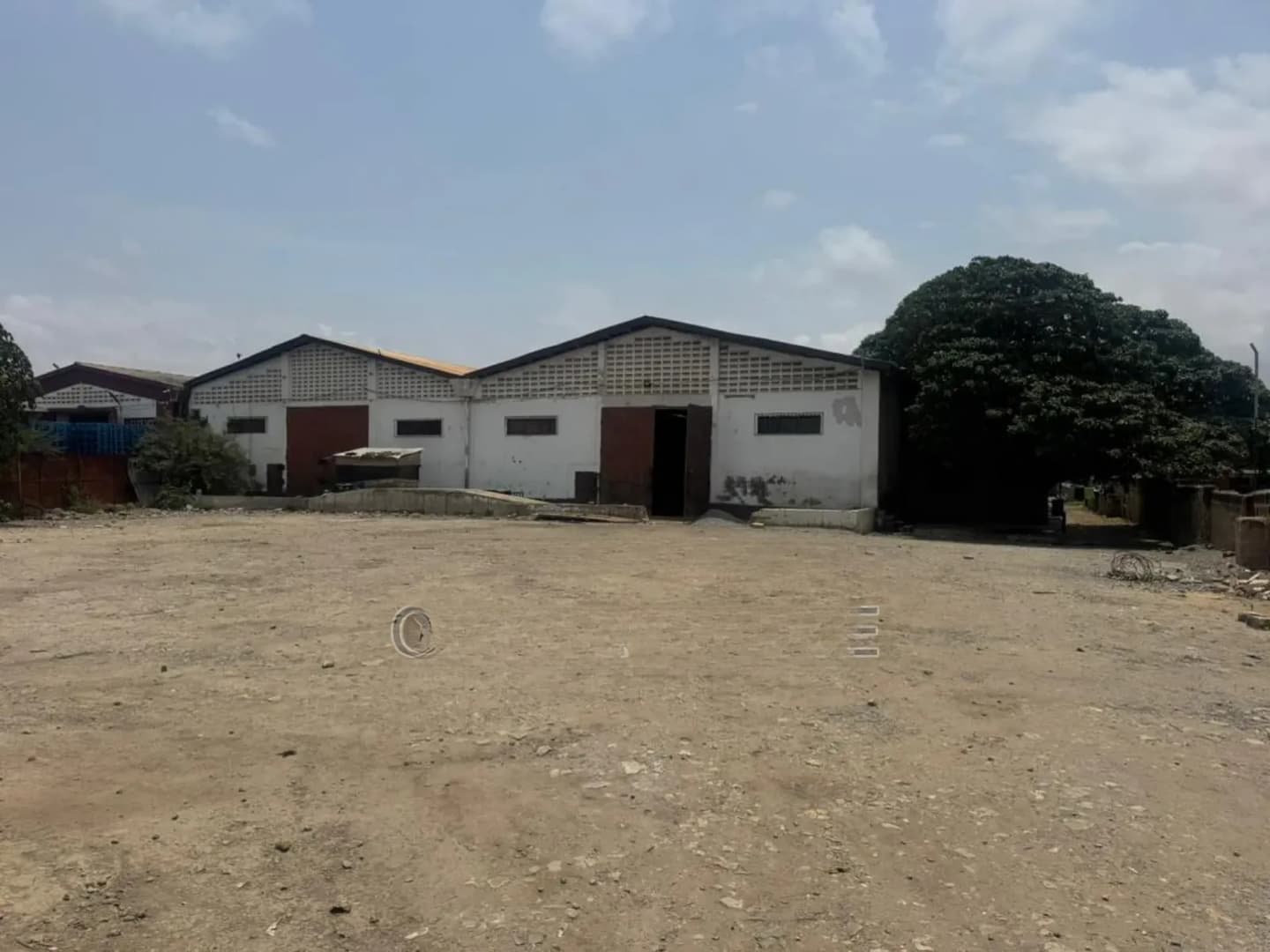 1300sqm Warehouse for Rent at Dzorwulu - Commercial in Greater Accra, Dzorwulu - Rent