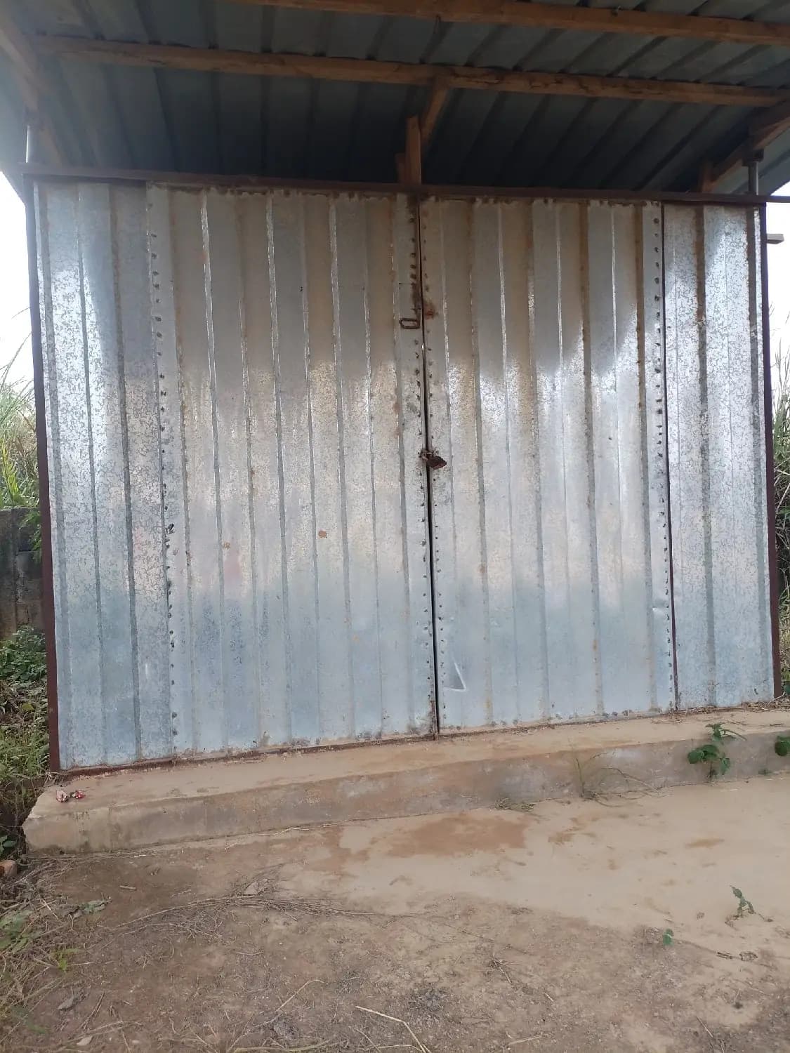 12/12 Size Container Shop for Sale. - Commercial in Greater Accra, Abokobi - Sale