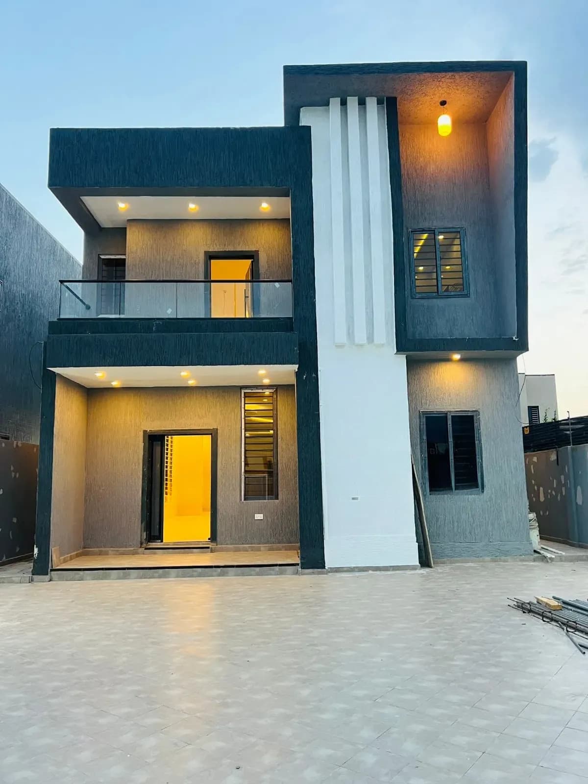 4bdrm Duplex in East Legon Hills, Boundary Road Area for sale - 4 bedroom House in Greater Accra, East Legon, Boundary Road Area - Sale