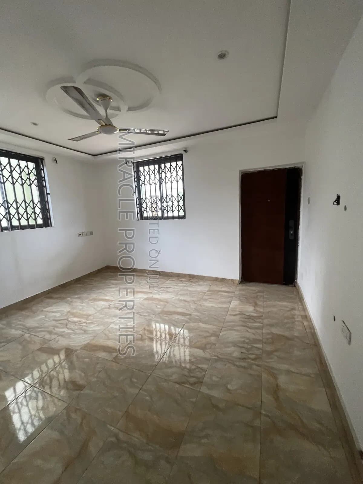 2bdrm Apartment in Miracle Properties, North Legon for rent - 2 bedroom Apartment in Greater Accra, North Legon - Rent