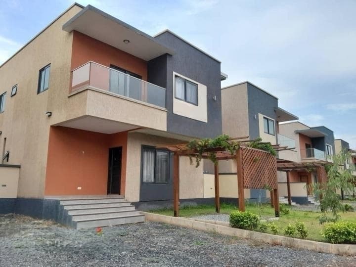 3 bedroom townhouse for rent at Oyarifa - 3 bedroom House in Greater Accra, Oyarifa - Rent