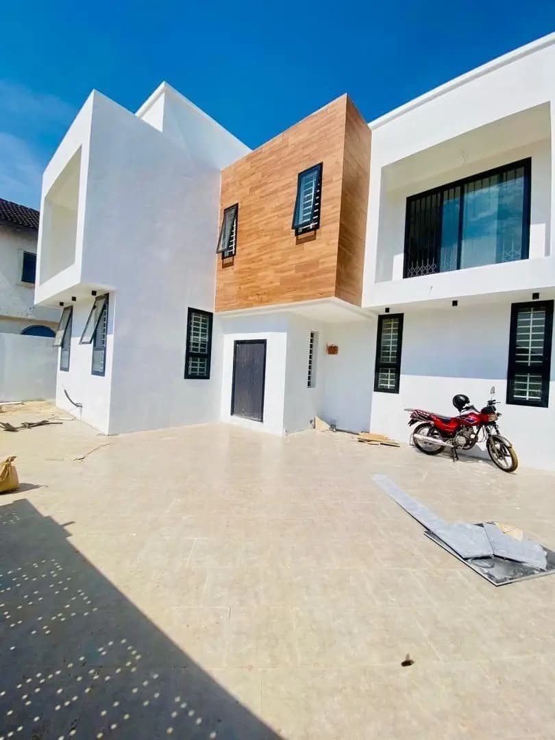 3bdrm House in Spintex for sale - 3 bedroom House in Greater Accra, Spintex - Sale