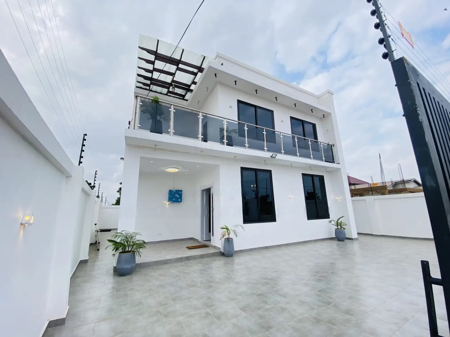 3bdrm House in Adenta Housing for sale - 3 bedroom House in Greater Accra, Adentan - Sale